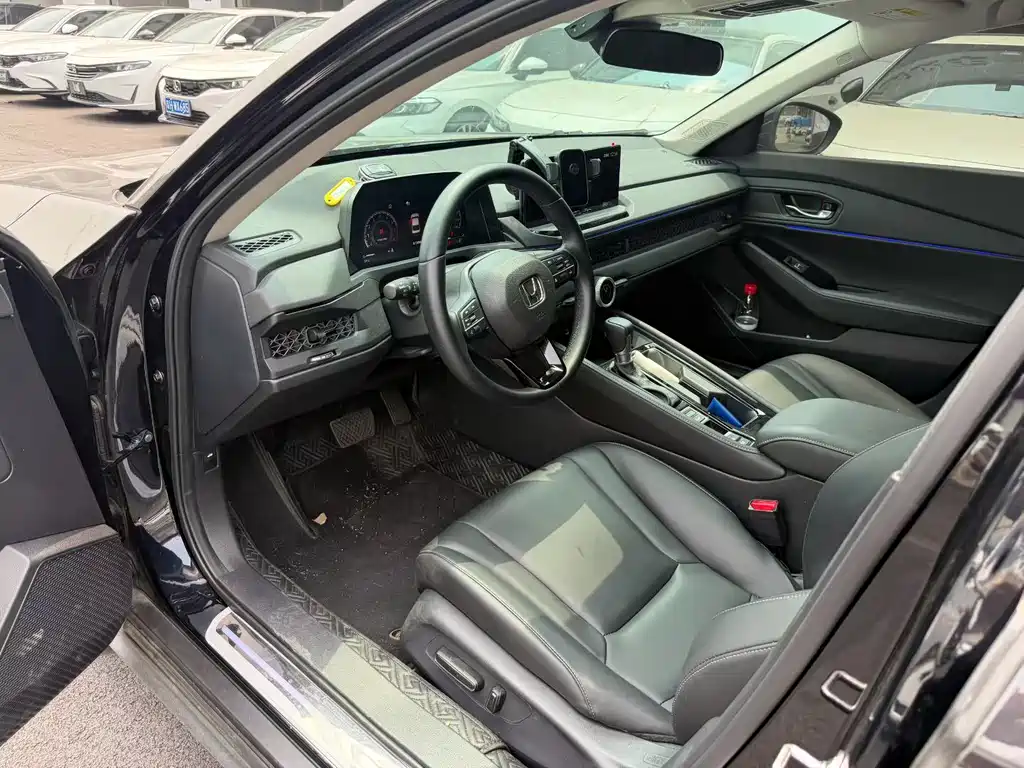 Honda Accord — миниатюра 2