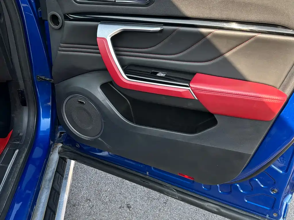 WEI PAI WEI BRAND VV5