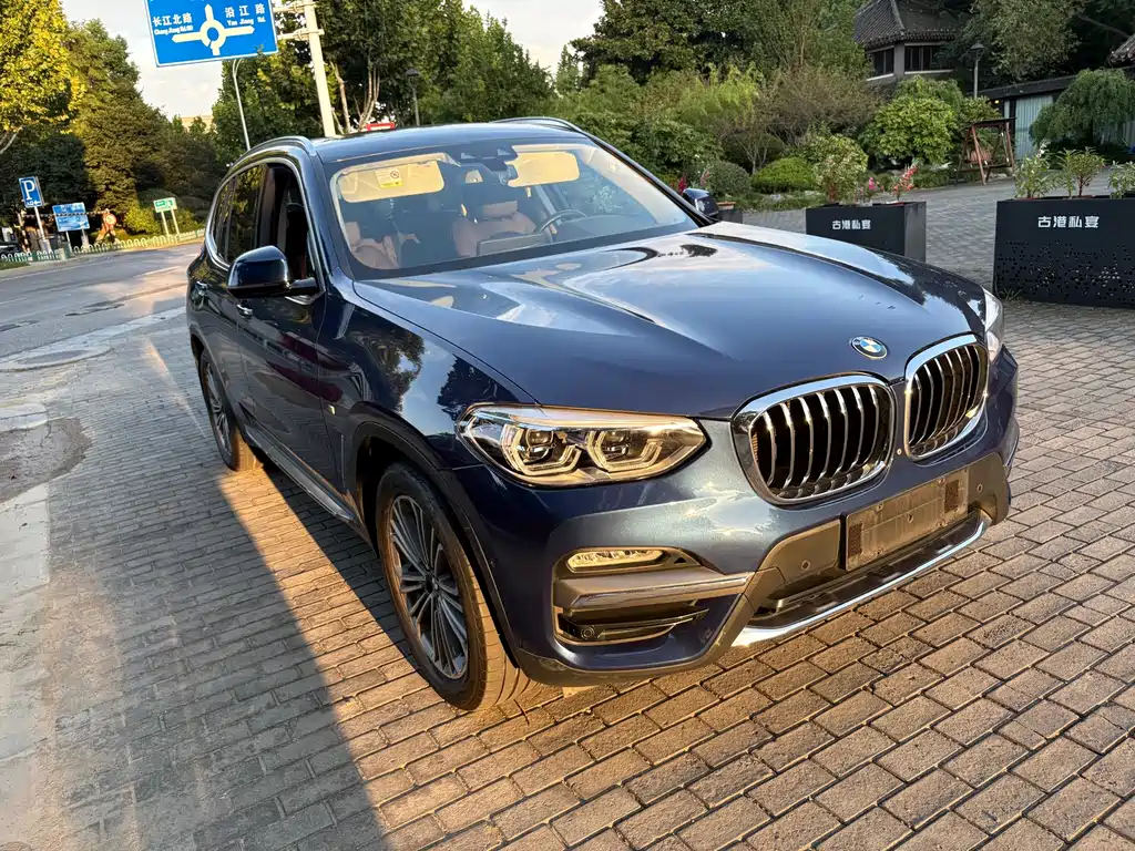 BMW X3 — миниатюра 3