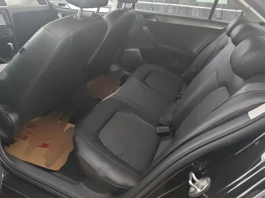 Volkswagen Santana — миниатюра 11