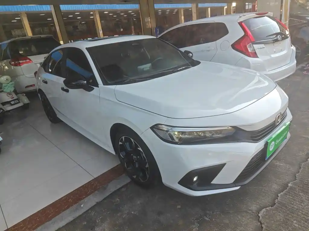 Honda Civic — миниатюра 4