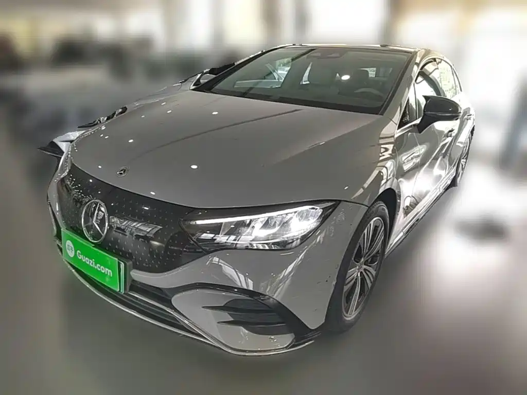 奔驰EQE 2022款 350 豪华版 2023