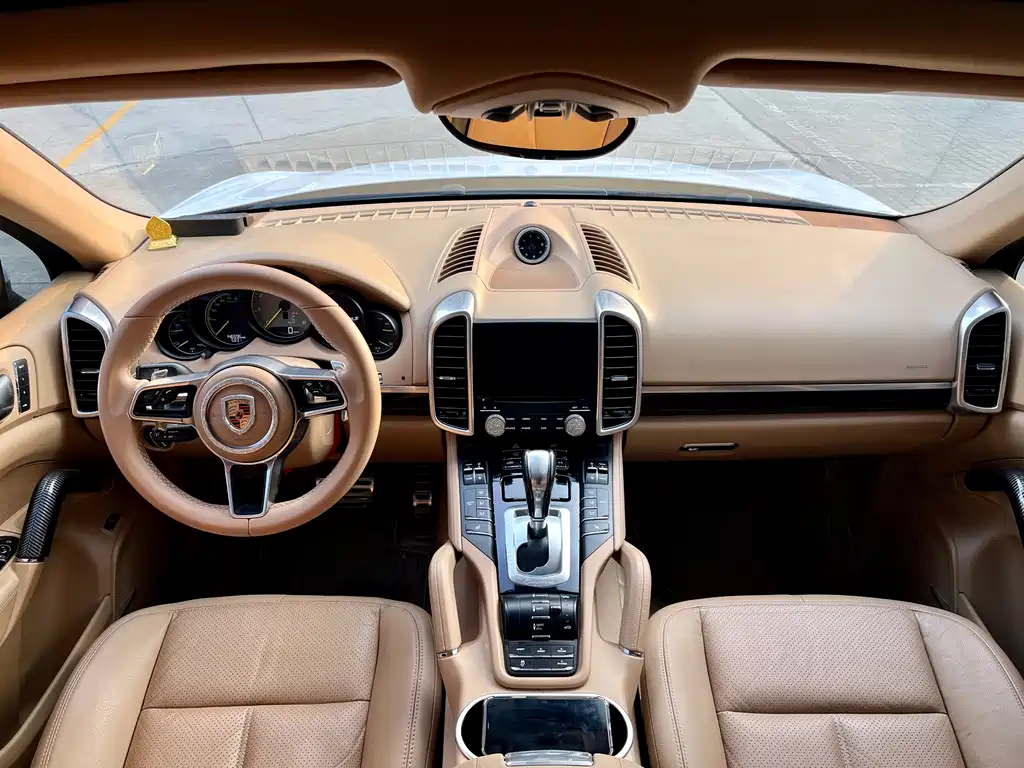 PORSCHE CAYENNE NEW ENERGY