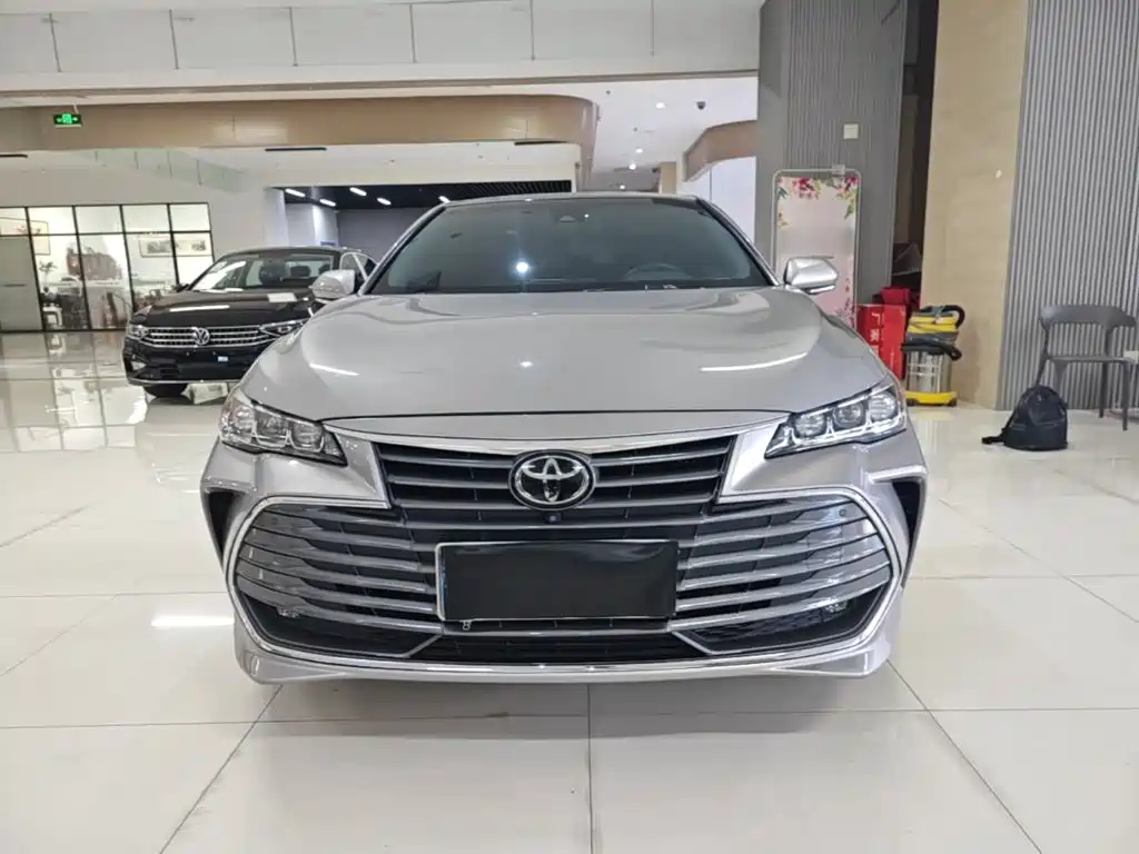 Toyota Avalon — миниатюра 3