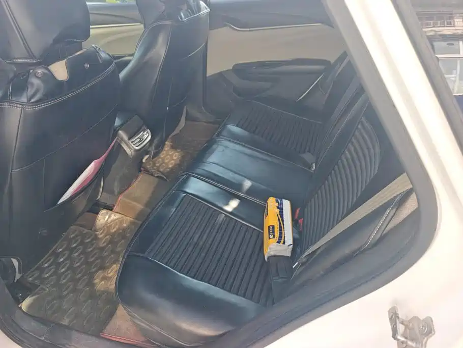 Buick Excelle — миниатюра 11