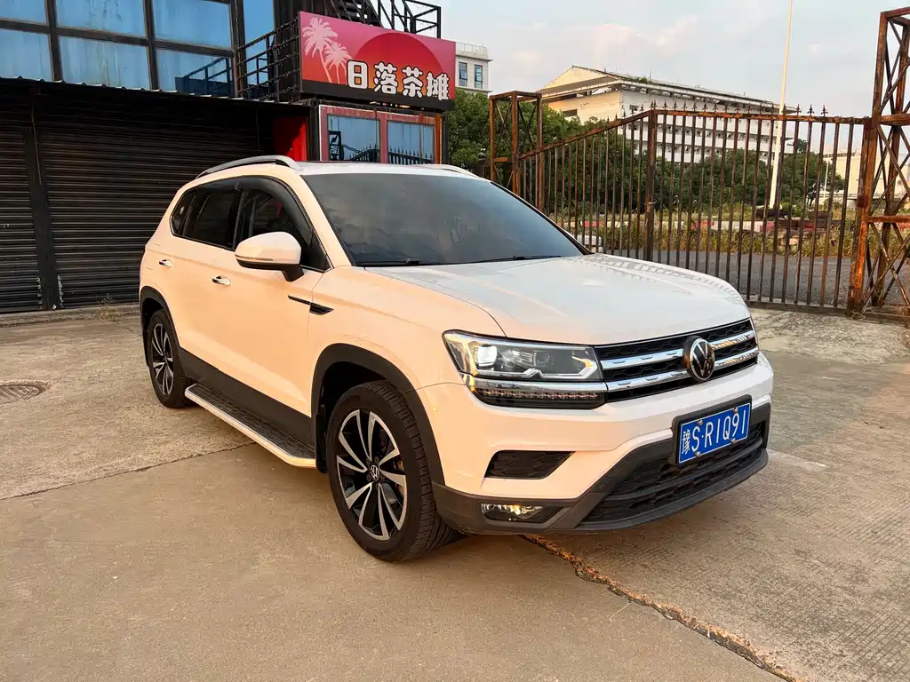 Volkswagen Tharu — миниатюра 3
