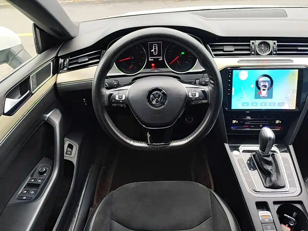 Volkswagen CC — миниатюра 11