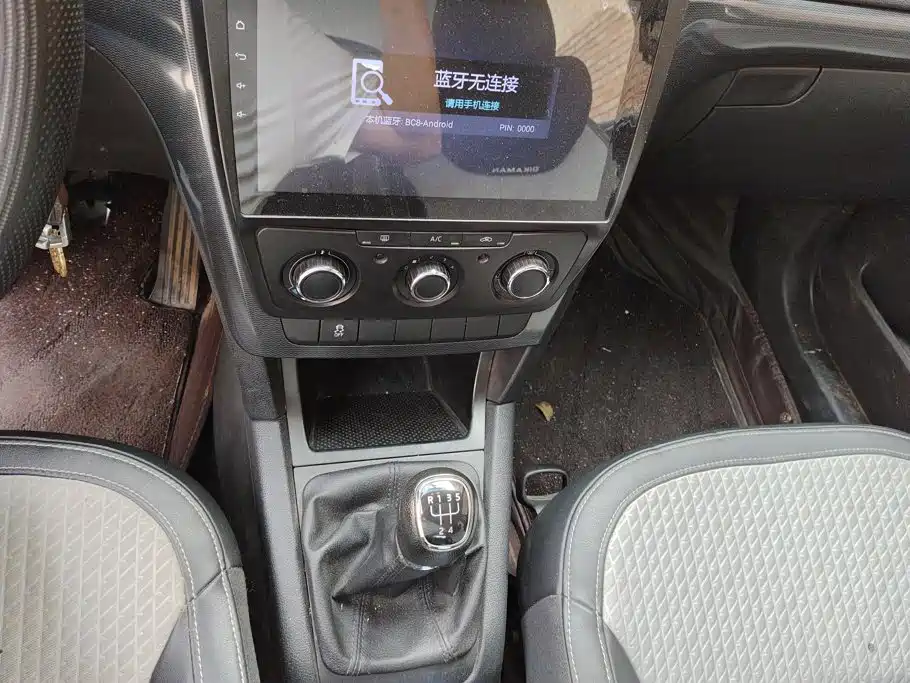 Skoda Yeti — миниатюра 16