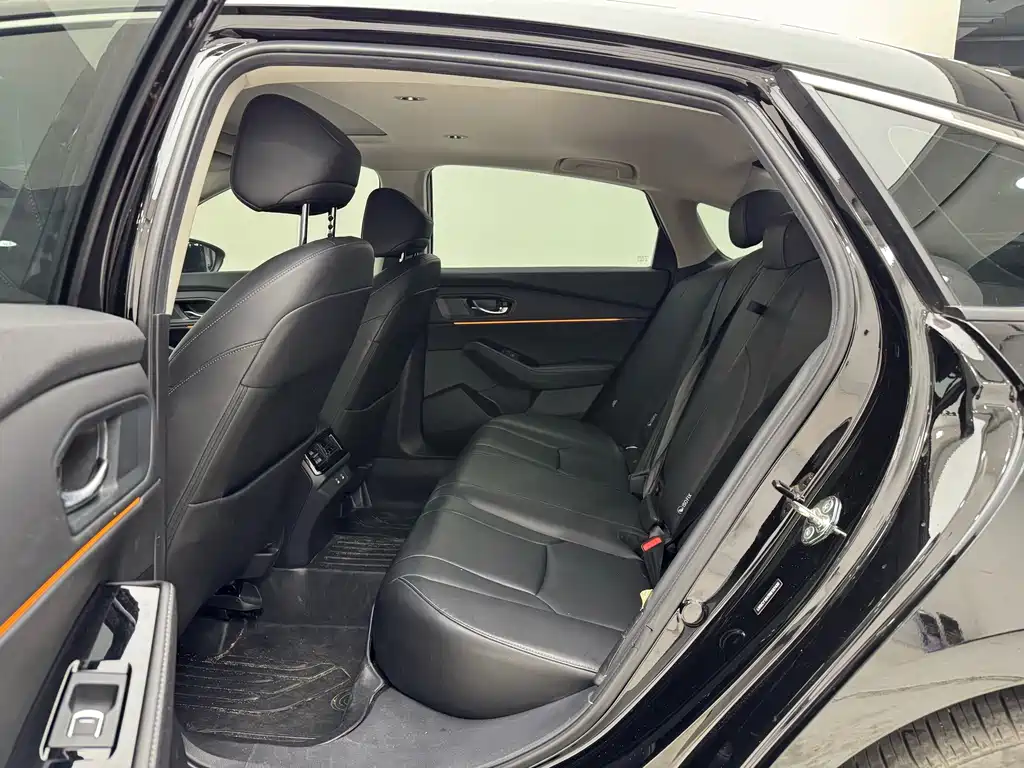 Honda Accord — миниатюра 17