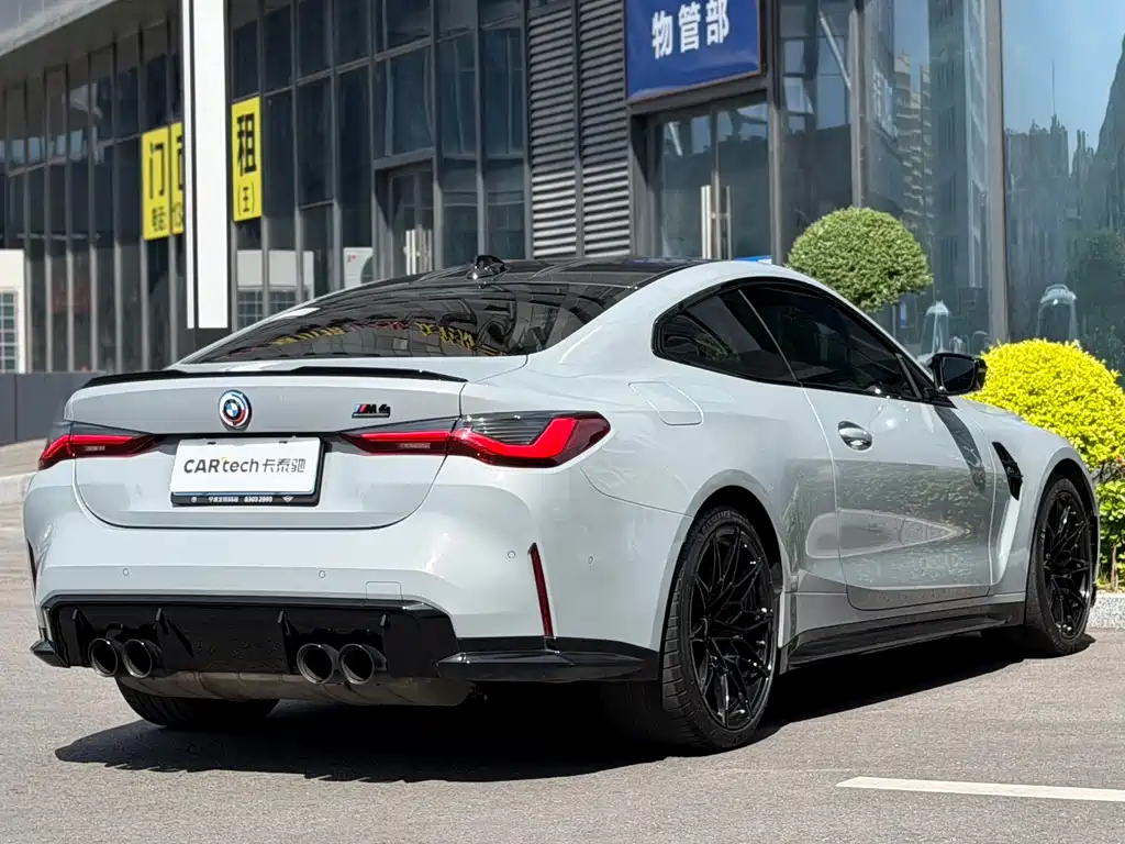 BMW M4 2022 M4 M xDrive