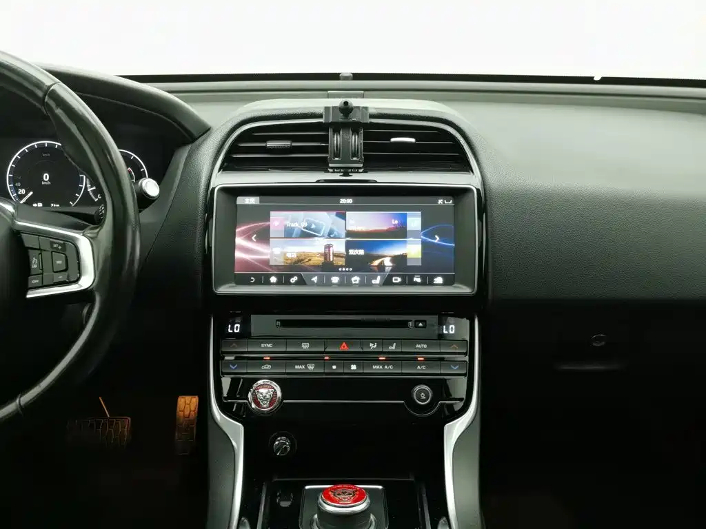 Jaguar XEL — миниатюра 12