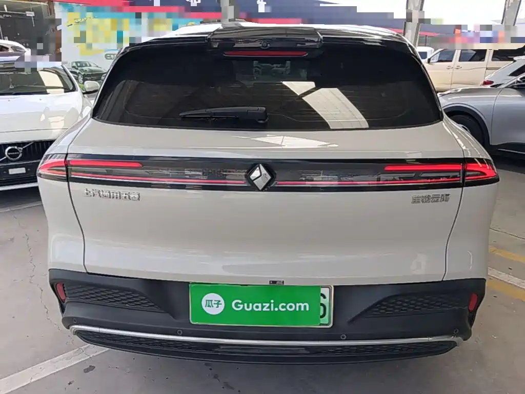 Baojun Yunhai — миниатюра 6