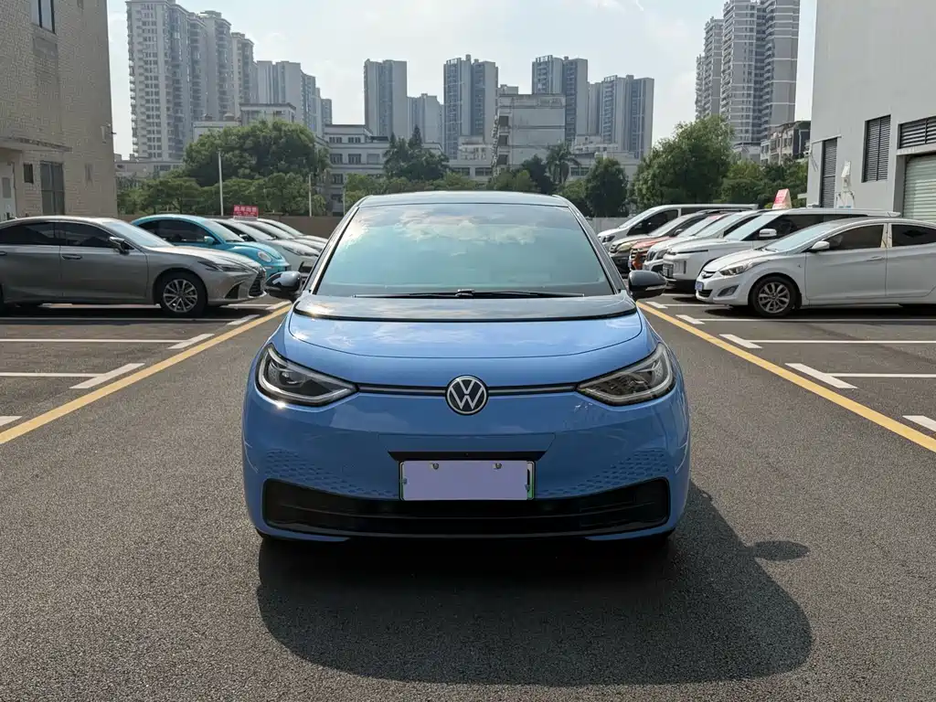 Volkswagen ID.3 — миниатюра 2
