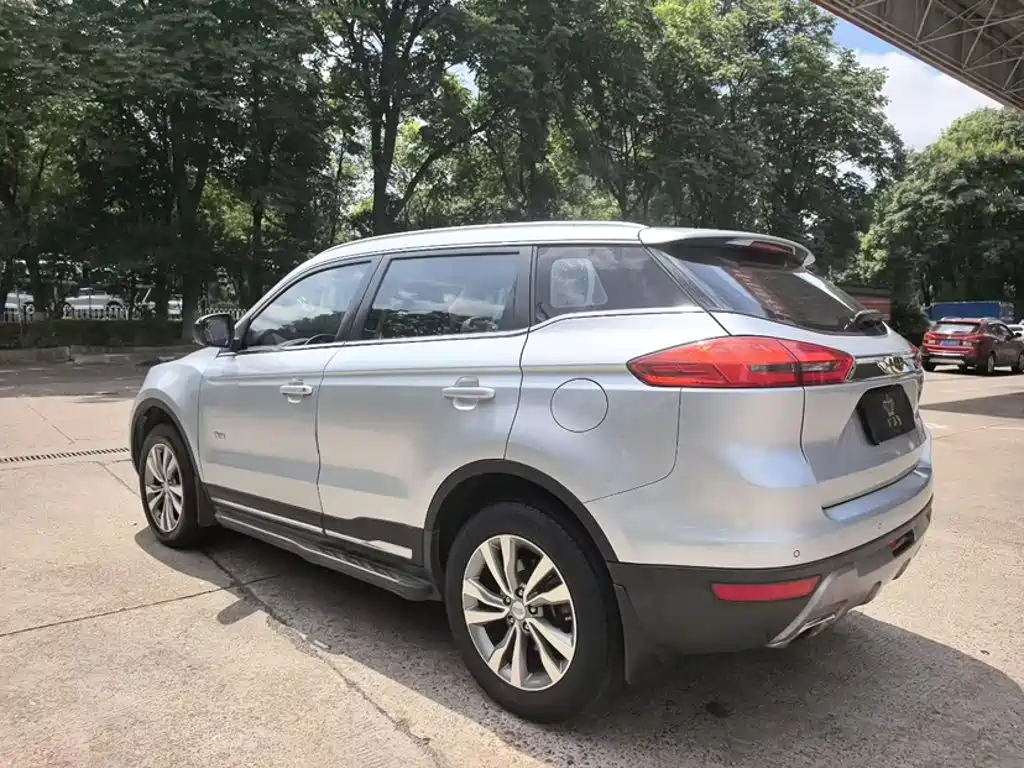 Geely Boyue — миниатюра 5