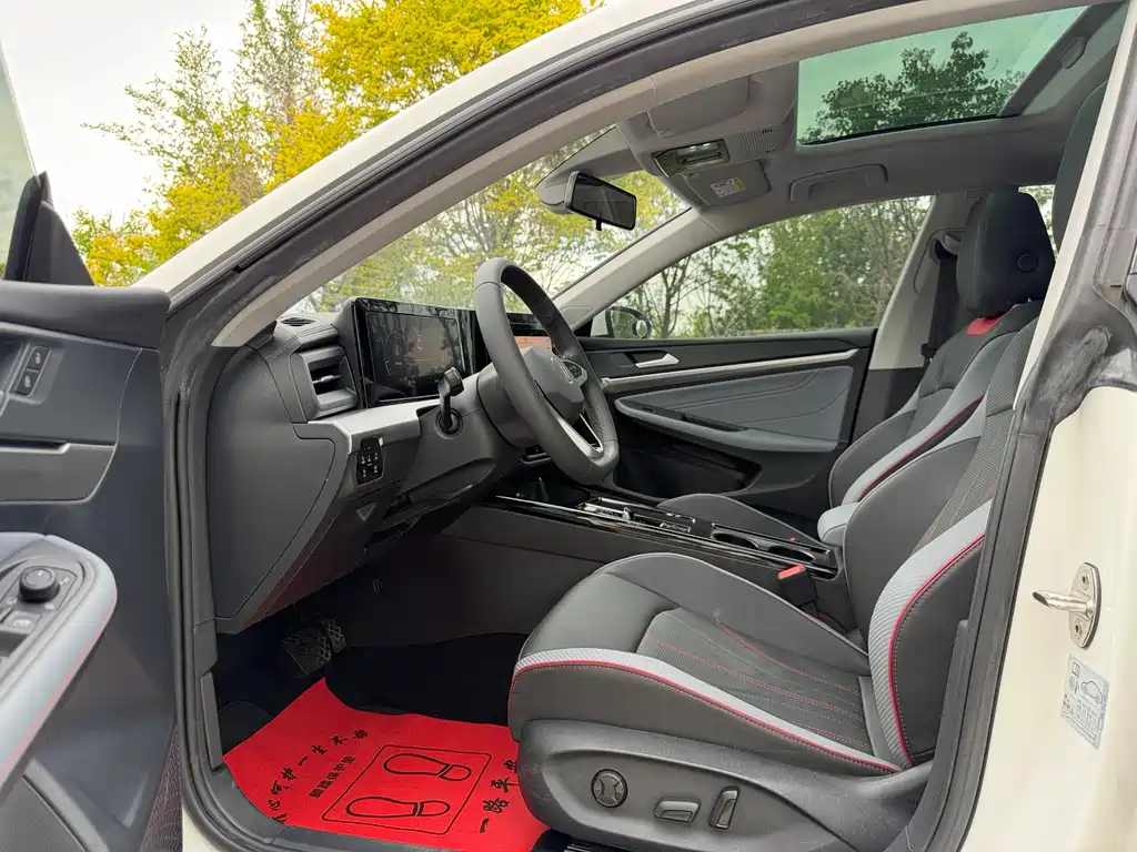 Volkswagen Lamando 2022 L 280TSI DSG