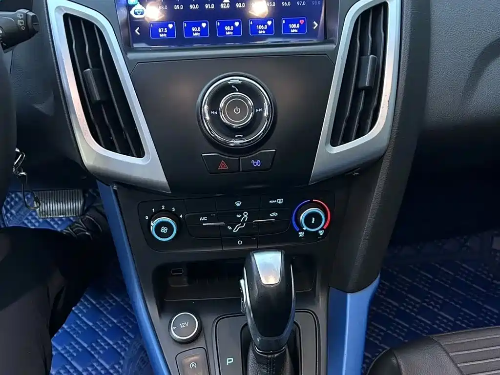 Ford Focus — миниатюра 9