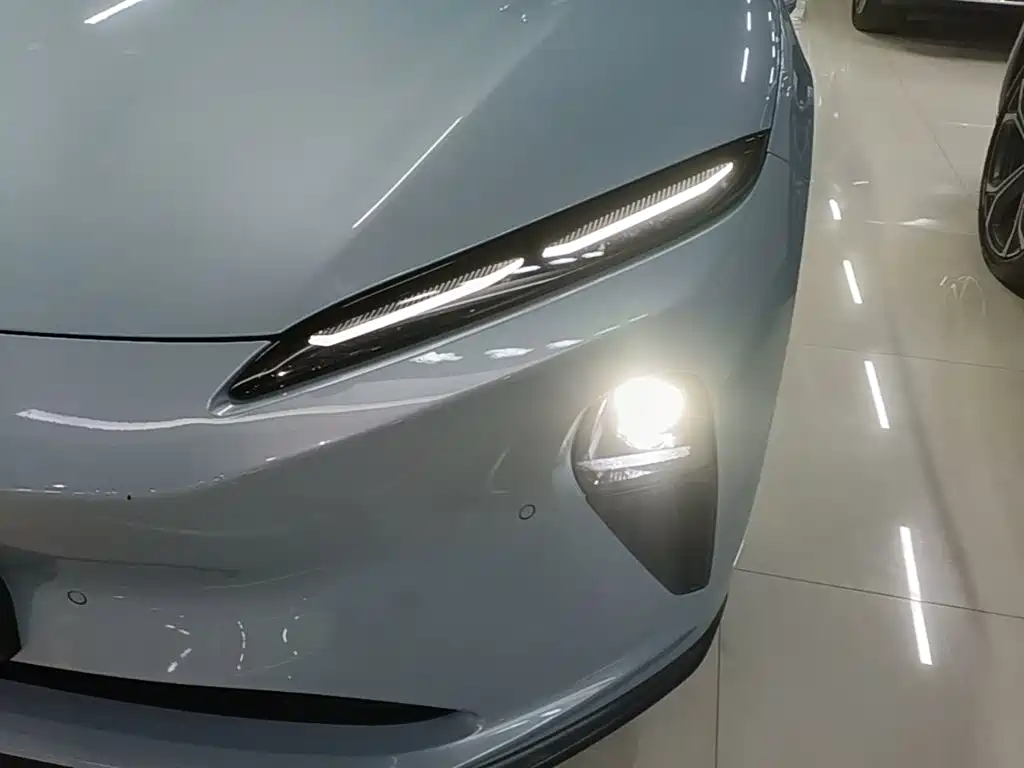 NIO ET5 — миниатюра 24