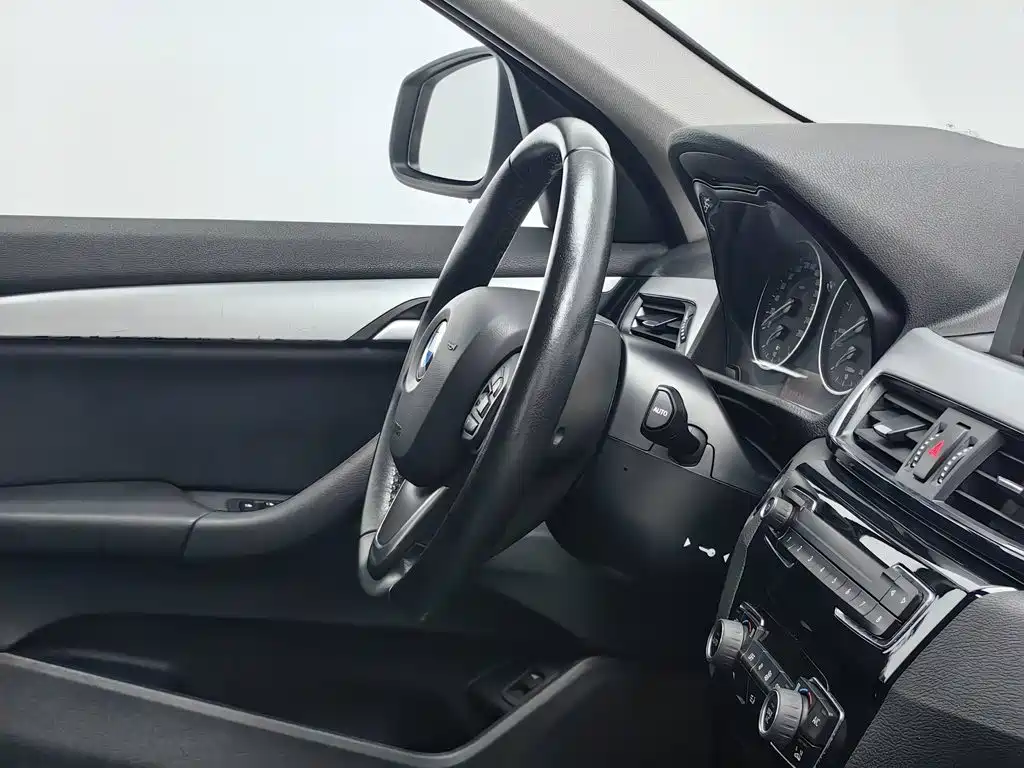 BMW X1 — миниатюра 22