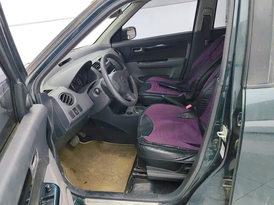 Suzuki Swift — миниатюра 9