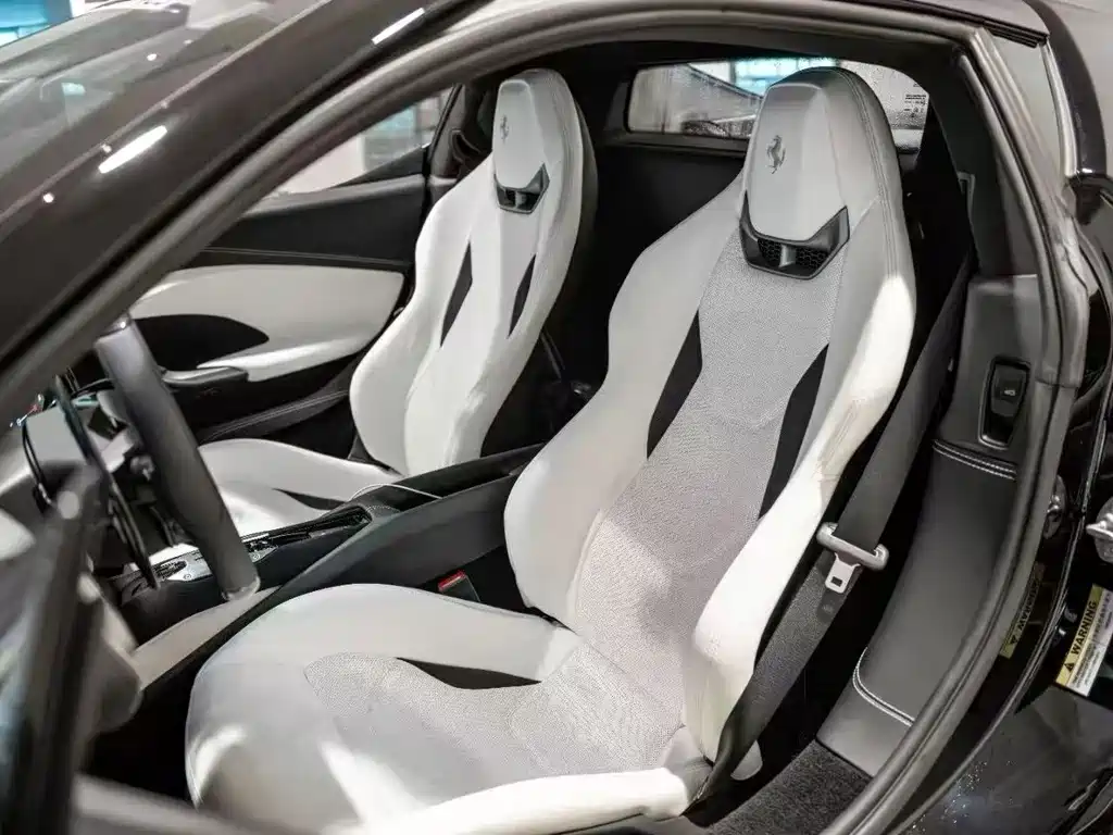 Ferrari 296 2021 3.0T V6 GTB