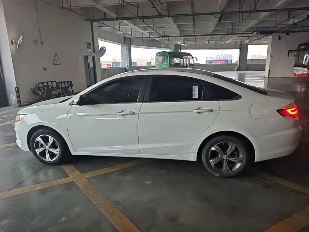 Geely Emgrand GL — миниатюра 25