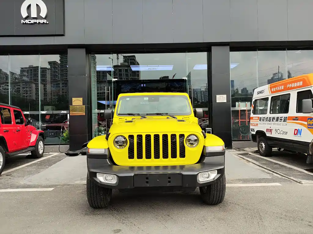 Jeep Wrangler PHEV — миниатюра 2