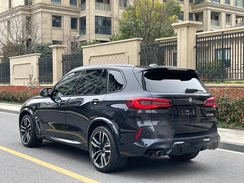 BMW X5 M