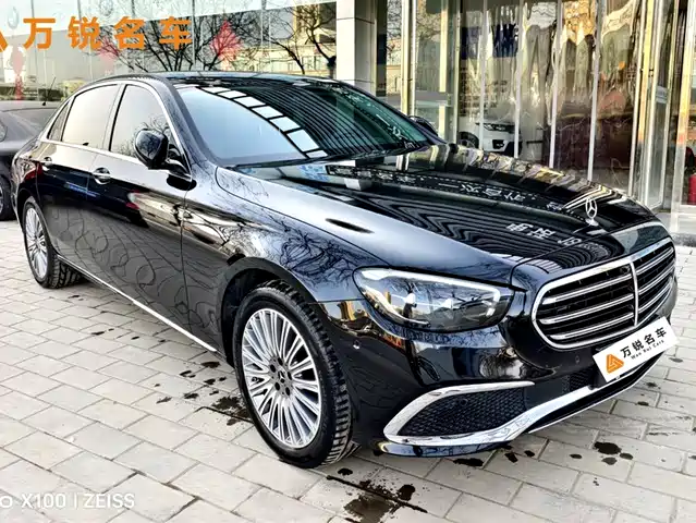 MERCEDES-BENZ E CLASS