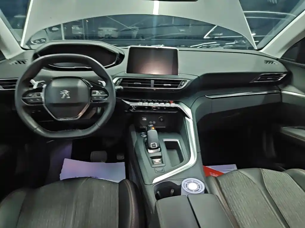 Peugeot 4008 — миниатюра 10