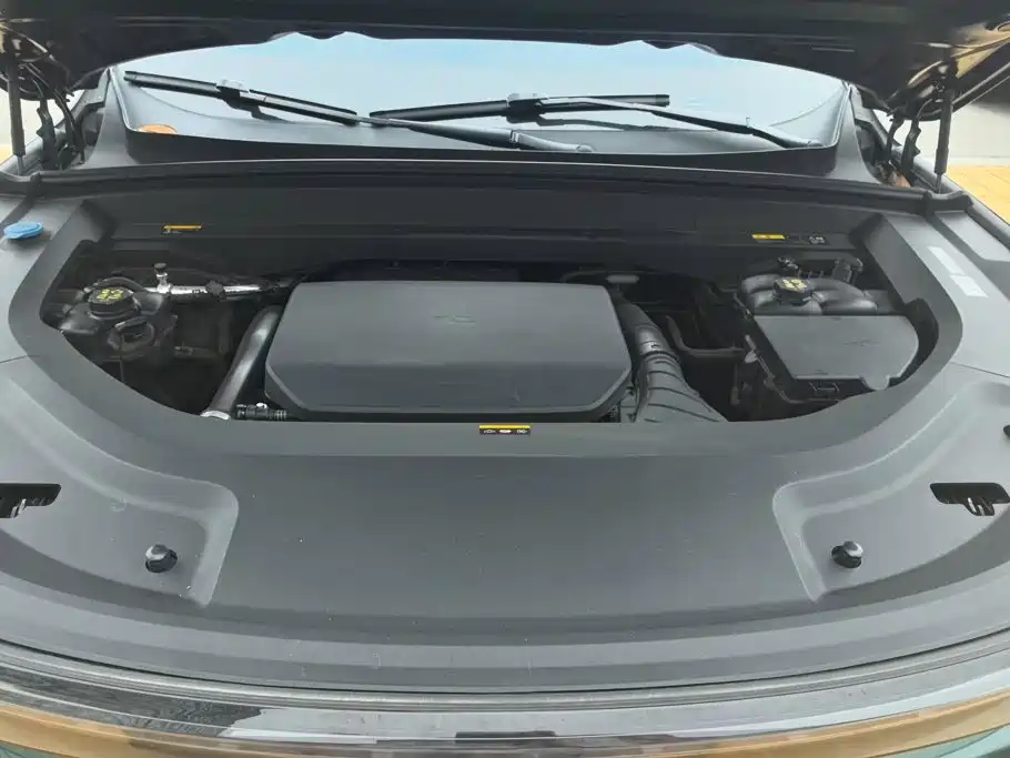 Li Auto Li L9 — миниатюра 10