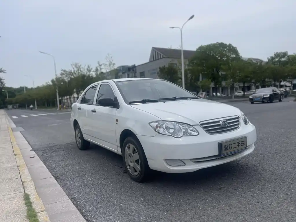 BYD F3