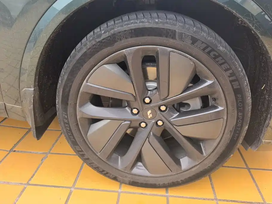 Li Auto Li L9 — миниатюра 6