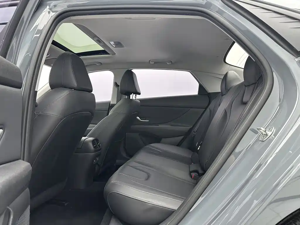 Hyundai Elantra 2022 1.5L CVT GLX Elite