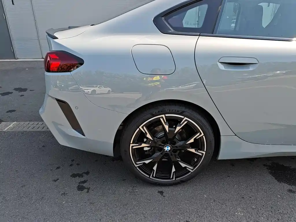 BMW 2 Series — миниатюра 15