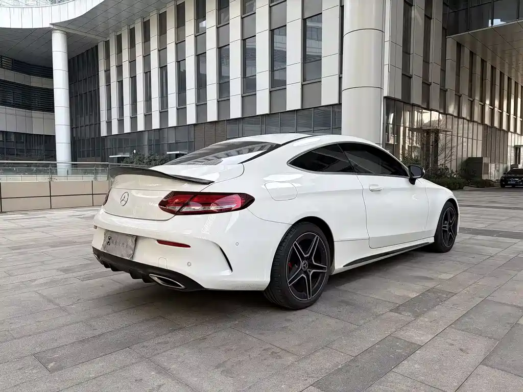 MERCEDES-BENZ C CLASS