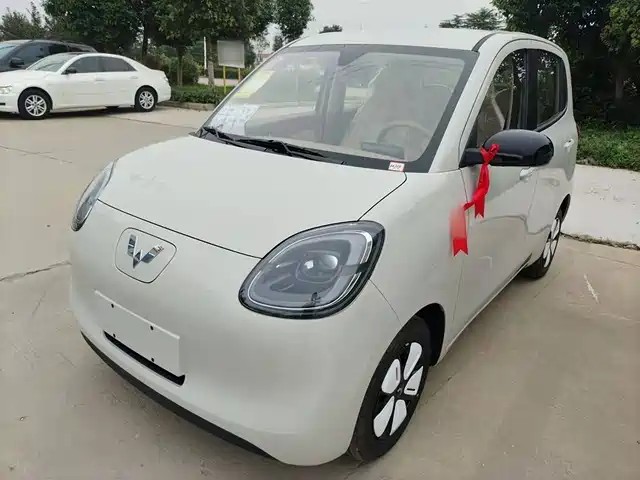 WULING AUTOMOBILE HONGGUANG MINIEV 2025