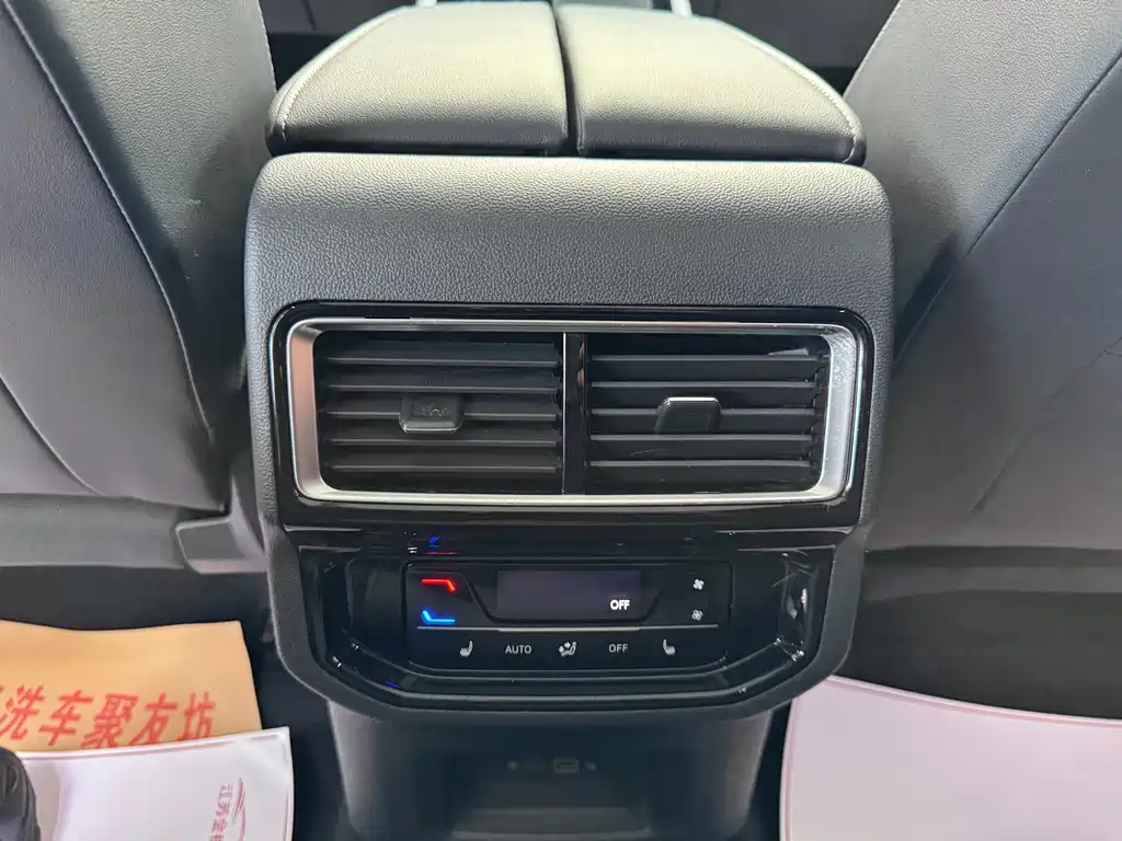 Volkswagen Teramont — миниатюра 5