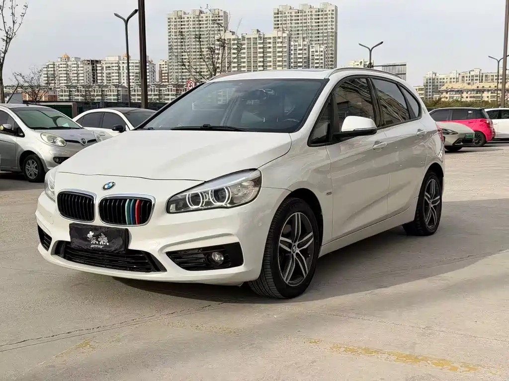 BMW 2 SERIES STATION WAGON