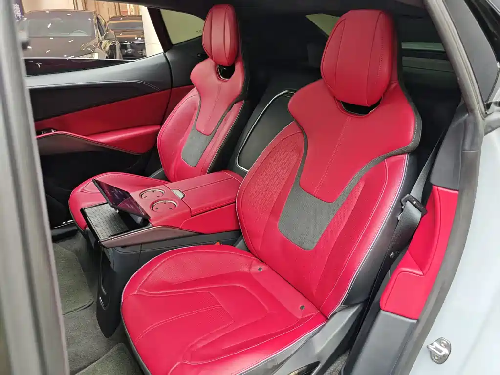 LOTUS SPORTS CAR ELETRE