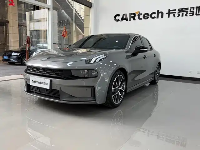 2021 Lynk & Co 03