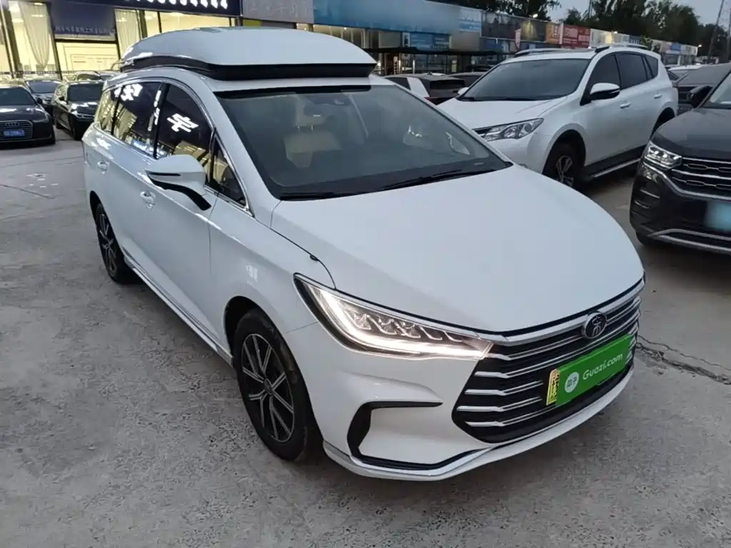 BYD MAX New Energy — миниатюра 4