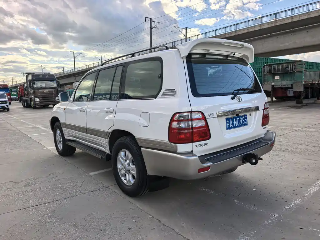 Toyota Land Cruiser — миниатюра 17