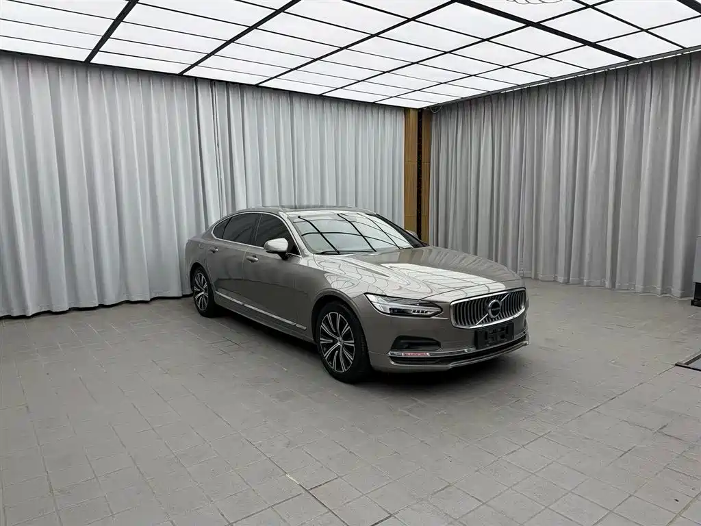 Volvo S90 2021 B5 Luxury