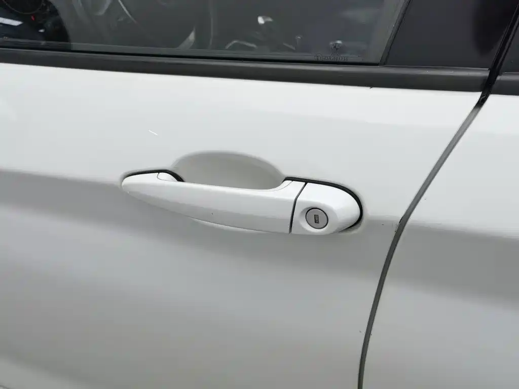 BMW 1 Series (Import) — миниатюра 18