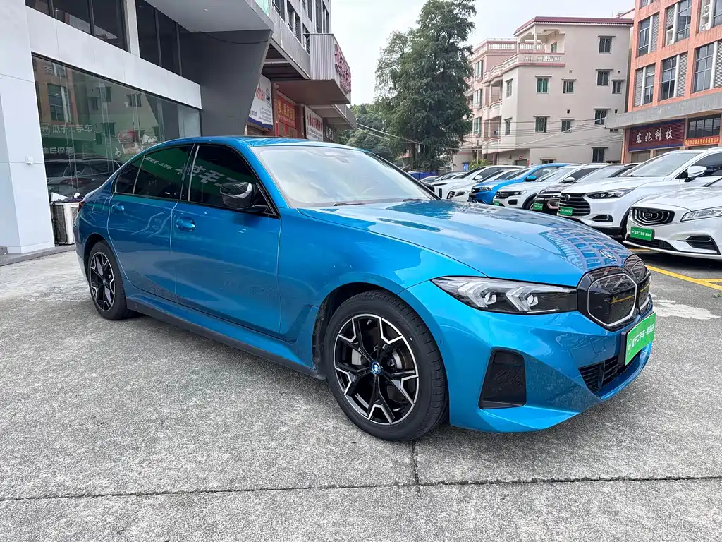 BMW i3 — миниатюра 3
