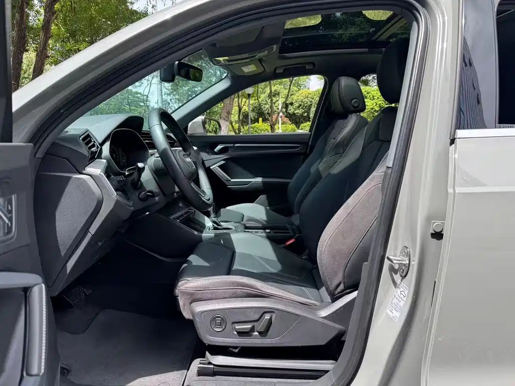 Audi Q3 2024 35 TFSI