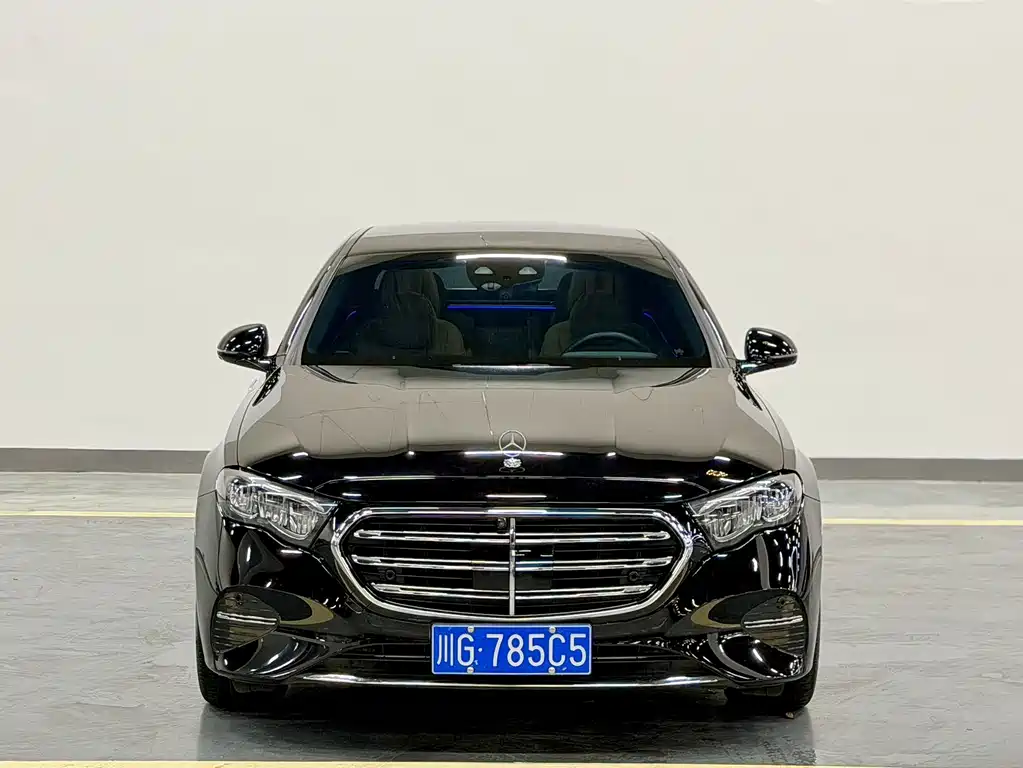 Mercedes-Benz E-Class 2024 — фото 2