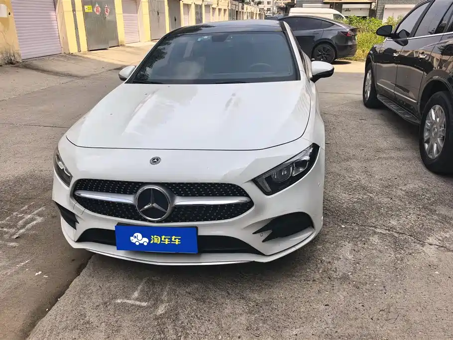 Mercedes-Benz A-Class A 2019 A 200 L Sport