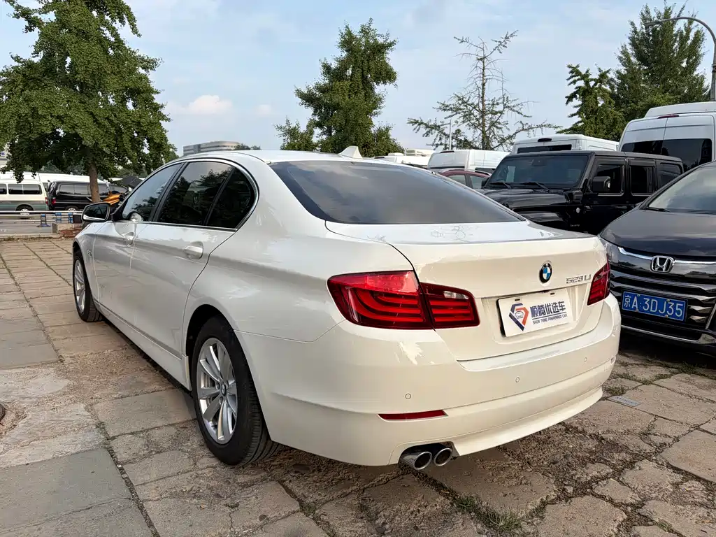 BMW 5 Series 5 2012 523Li Luxury