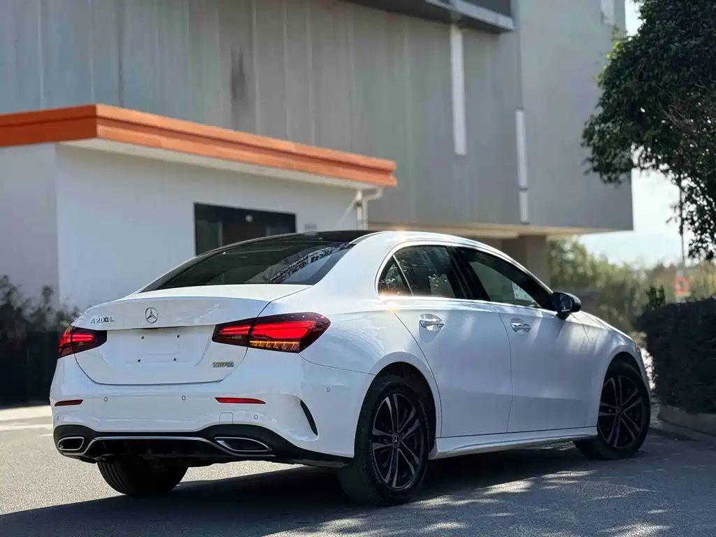Mercedes-Benz A-Class — миниатюра 4
